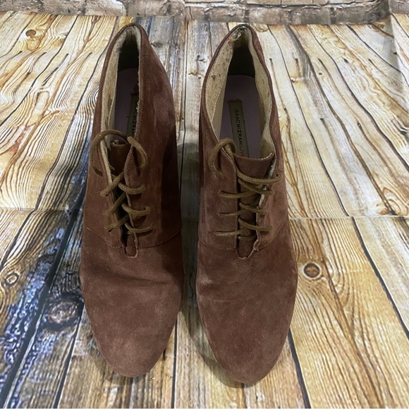 Isaac Mizrahi Live! Womens Size 8 Brown Suede Heeled Lace Up Booties - Picture 2 of 5